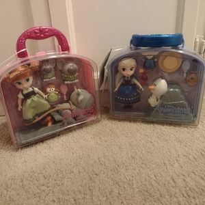 Disney Animators Series Anna and Elsa Mini Doll Playsets